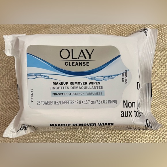 Olay Cleanse Makeup Remover Wipes 25ct - Picture 1 of 5